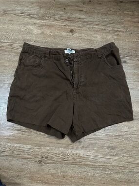 Classic Women’s Brown Cutoff Shorts